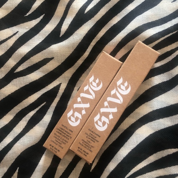 GXVE by Gwen Stefani red lipstick plus lip color remover and lip mask - Picture 2 of 3